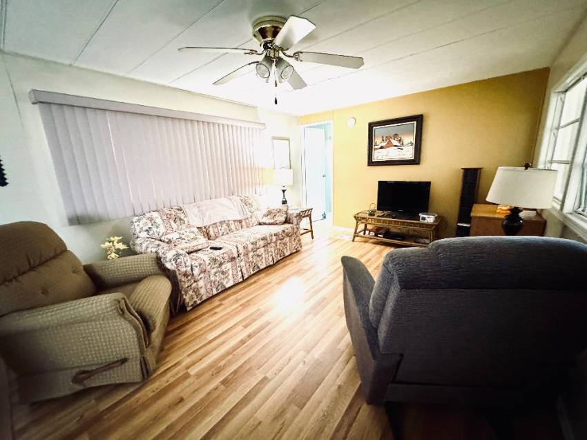31 Cc Street a Lakeland, FL Mobile or Manufactured Home for Sale
